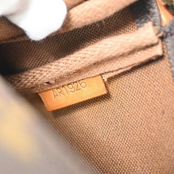 LOUIS VUITTON Pochette Accessoires Hand Bag Monogram Leather BN M51980 84FA278 - Picture 8 of 16